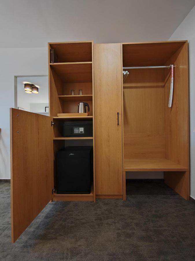 Hotel Anton 텔치 외부 사진